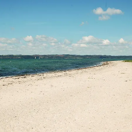 Four-bedroom Holiday In Ebeltoft